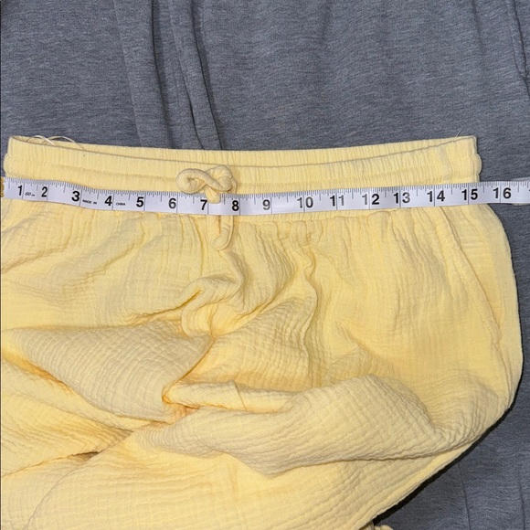 Fashion Nova Yellow Gauze 2-Piece Set – Button-Down Shirt & Pants Size L - Picture 8 of 8